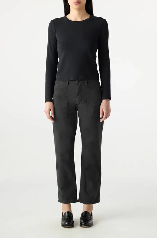 AMO Denim – Cate in Washed Black