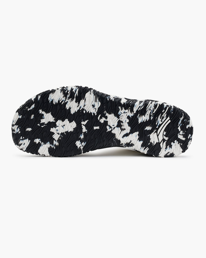 Black and White pattern Avancus Powerlifting Shoe Outsole