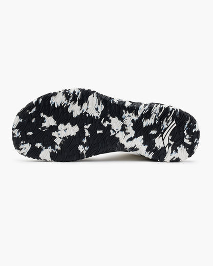 Black and White pattern Avancus Powerlifting Shoe Outsole
