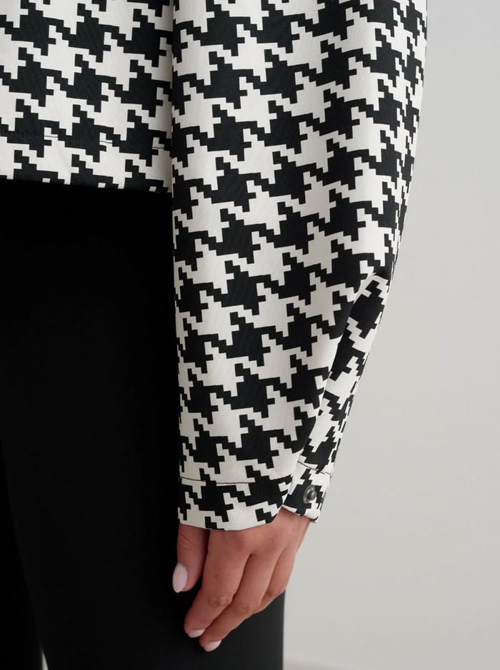 Cropped Waterproof Anorak in Pepita