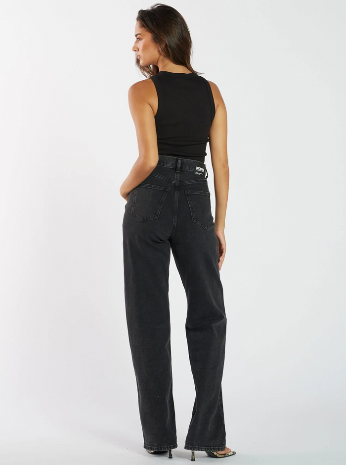 Echo Jeans
