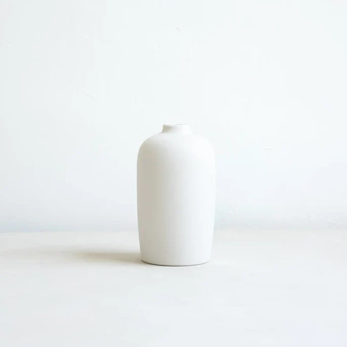 Floral Society – Ceramic Blossom Vase in Matte White