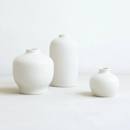 Floral Society – Ceramic Blossom Vase in Matte White