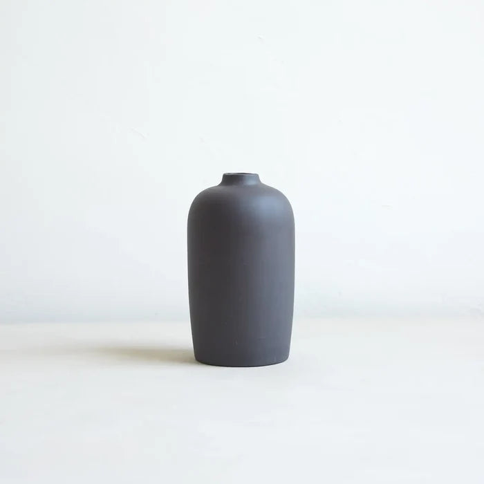Floral Society – Ceramic Blossom Vase in Smoke
