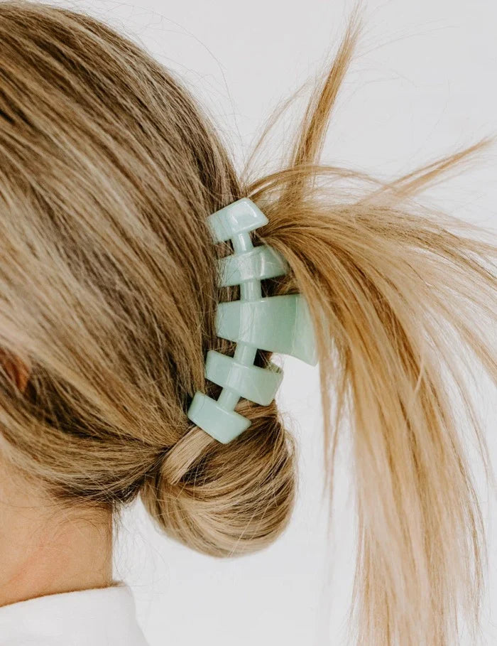 Jet Black Medium Hair Clip