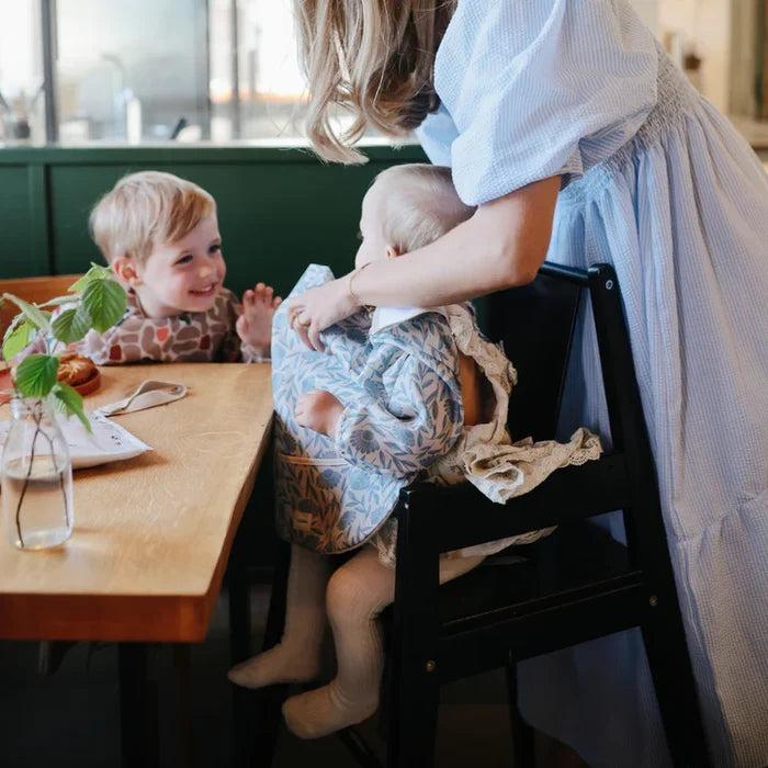 Mushie - Long Sleeve Bib in Blue Flowers