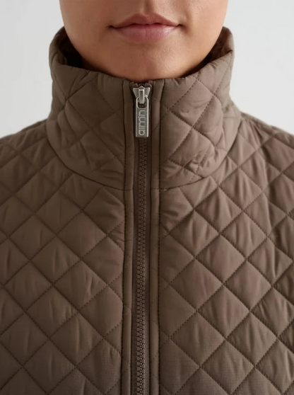 Oversized Quilted Jacket in Nougat