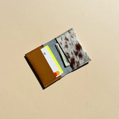 Primecut – Wallet in Leather + Caramel Speckled Hair on Hide