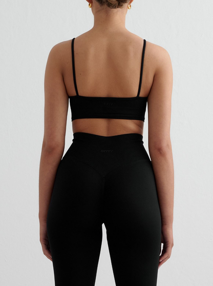 Shape Seamless Strap Bra in Black