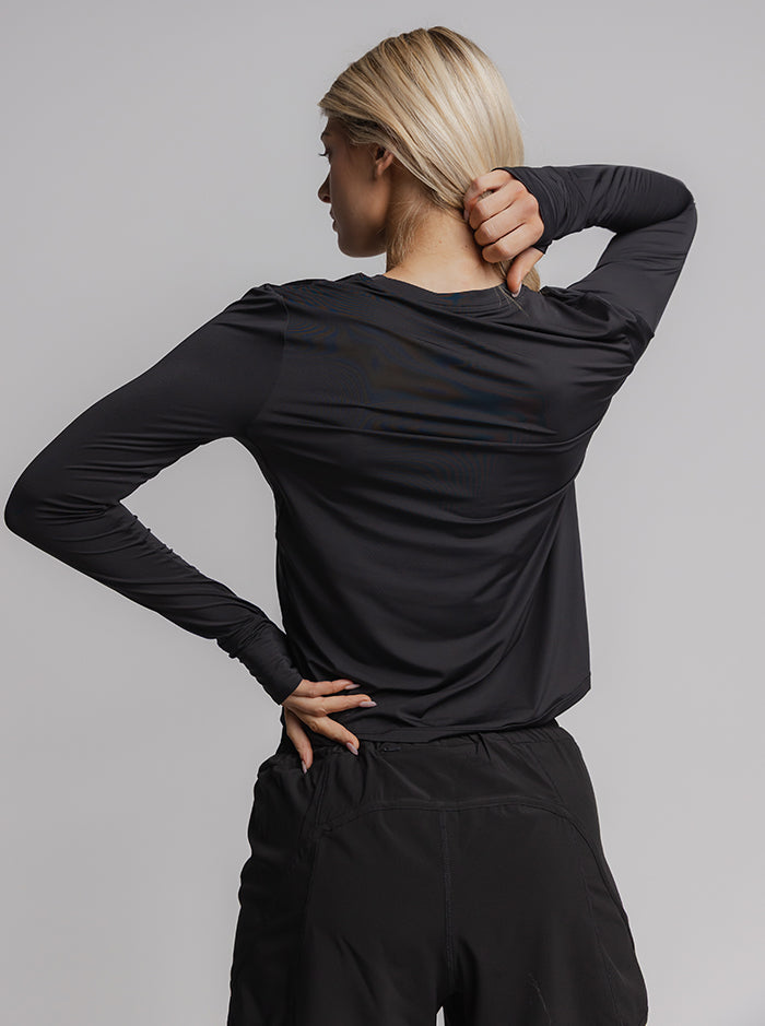 Taylor Long Sleeve Run Top in Black