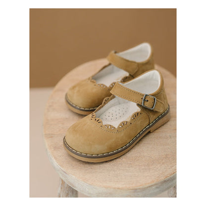 L'Amour Shoes Toddler Girls Willow Scalloped Appleseed Mary Janes In Nubuck Khaki Leather
